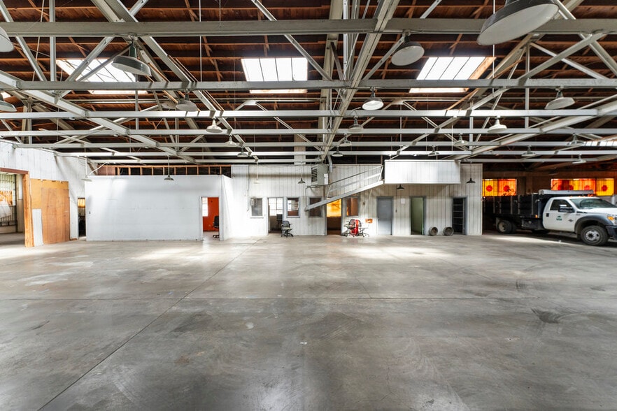 More Photos Of 1110 Colusa St, Vallejo Auto Repair For Sale