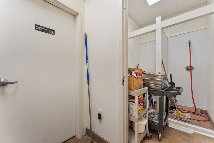 More Photos Of 2929 Hedrick Mill Rd, Lexington Lodge Meeting Hall For Sale