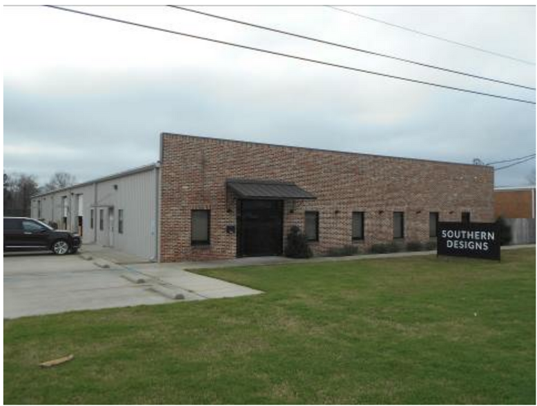 Primary Photo Of 4894 W Hwy 84, Vidalia Warehouse For Sale