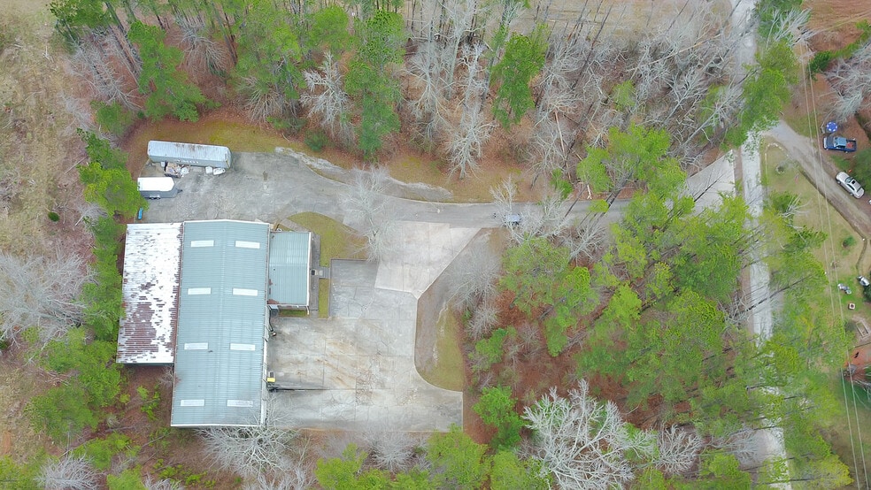 More Photos Of 361 Holcombe Rd, Bremen Warehouse For Lease