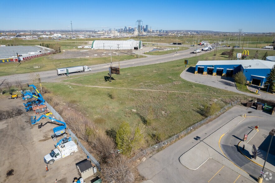 More Photos Of 4605 25 St SE, Calgary Land For Lease