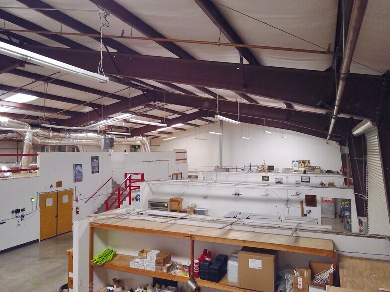 More Photos Of 2482 Progress Dr, Redding Manufacturing For Sale