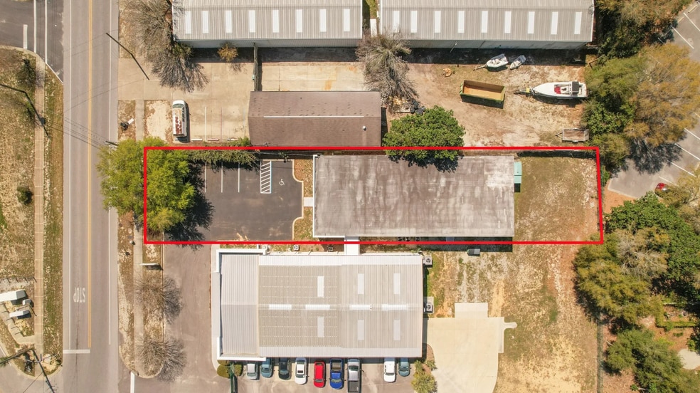 More Photos Of 185 Stahlman Ave, Destin Warehouse For Sale