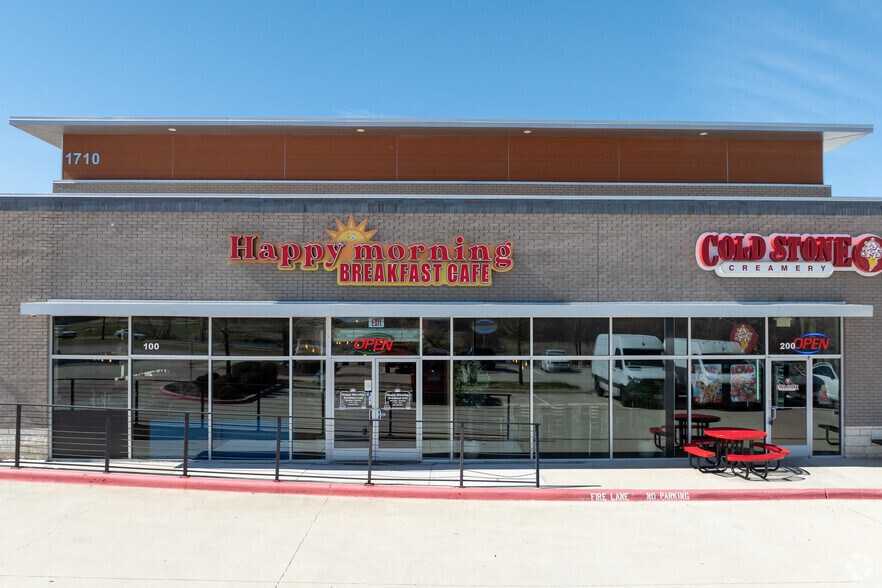 More Photos Of 1710 FM 423, Little Elm Storefront For Lease