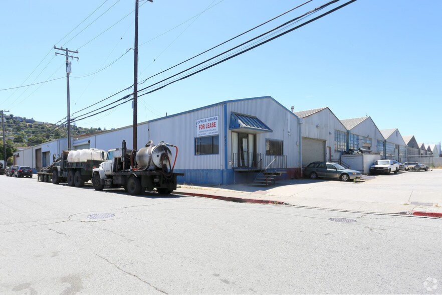 More Photos Of 642 Quarry Rd, San Carlos Warehouse For Lease