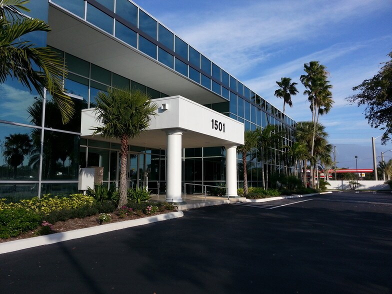 More Photos Of 1501 Corporate Dr, Boynton Beach Coworking Space