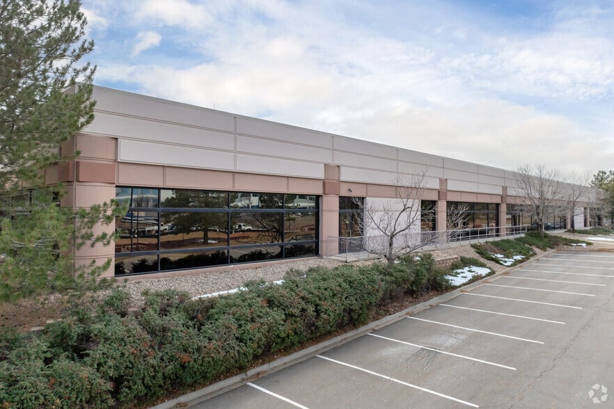 More Photos Of 7475 S Joliet St, Englewood Flex For Lease