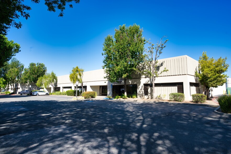 Primary Photo Of 2170-2190 Paragon Dr, San Jose Light Manufacturing For Lease