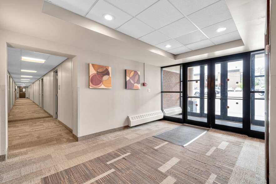 More Photos Of 4511 Harlem Rd, Amherst Office For Lease