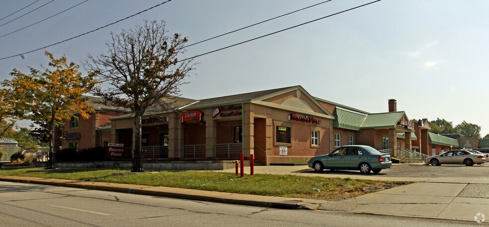 More Photos Of 6285 Pearl Rd, Parma Heights Freestanding For Lease