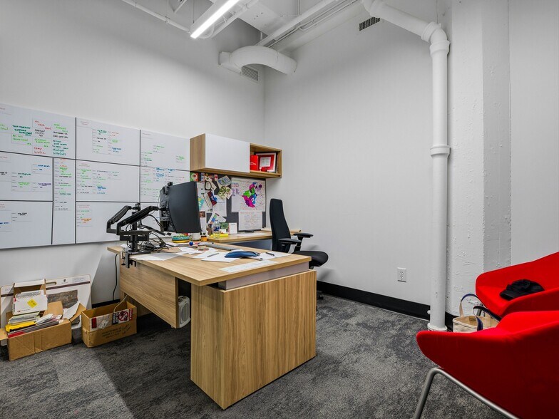 More Photos Of 14 O'Henry Ave, Asheville Loft Creative Space For Lease