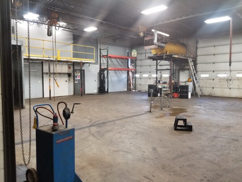 More Photos Of 742 Ashland Ave, Folcroft Warehouse For Lease