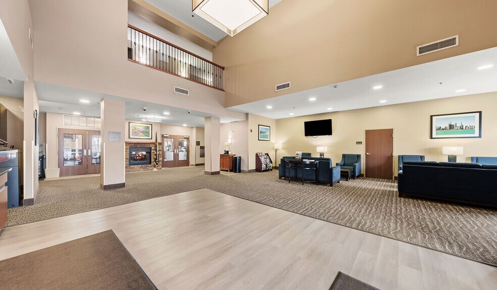 More Photos Of 1775 E Belvidere Rd, Grayslake Hotel For Sale