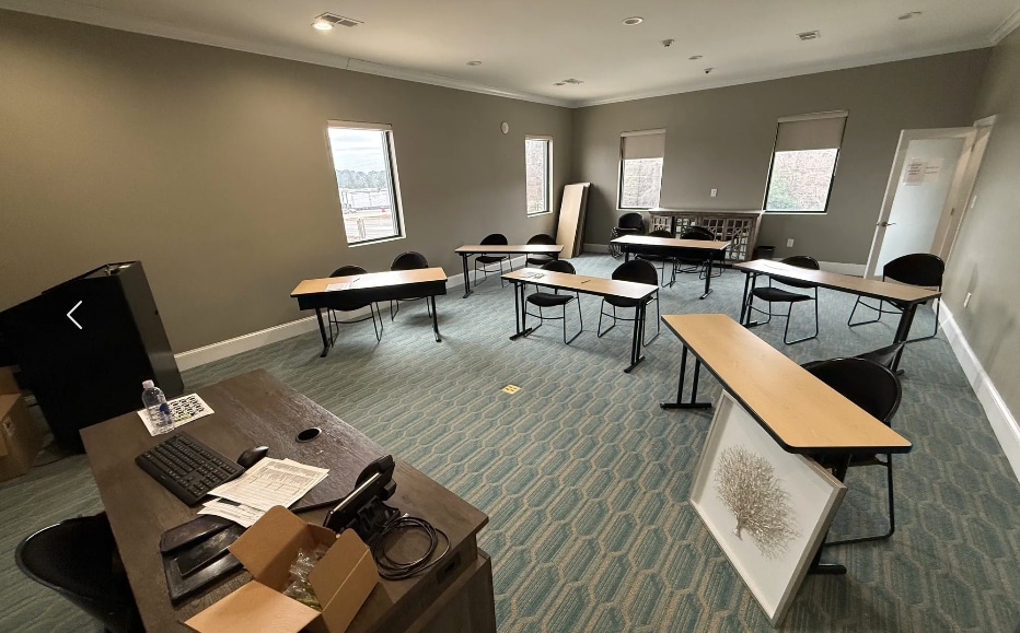 More Photos Of 2727 Hope Mills Rd, Fayetteville Office For Lease