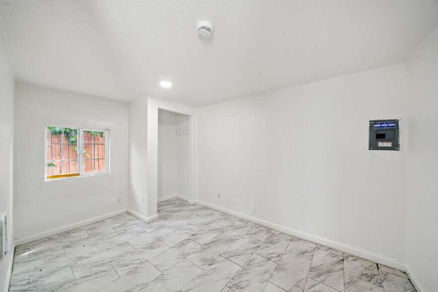 More Photos Of 462 Delhi Ave, Stockton Multifamily For Sale