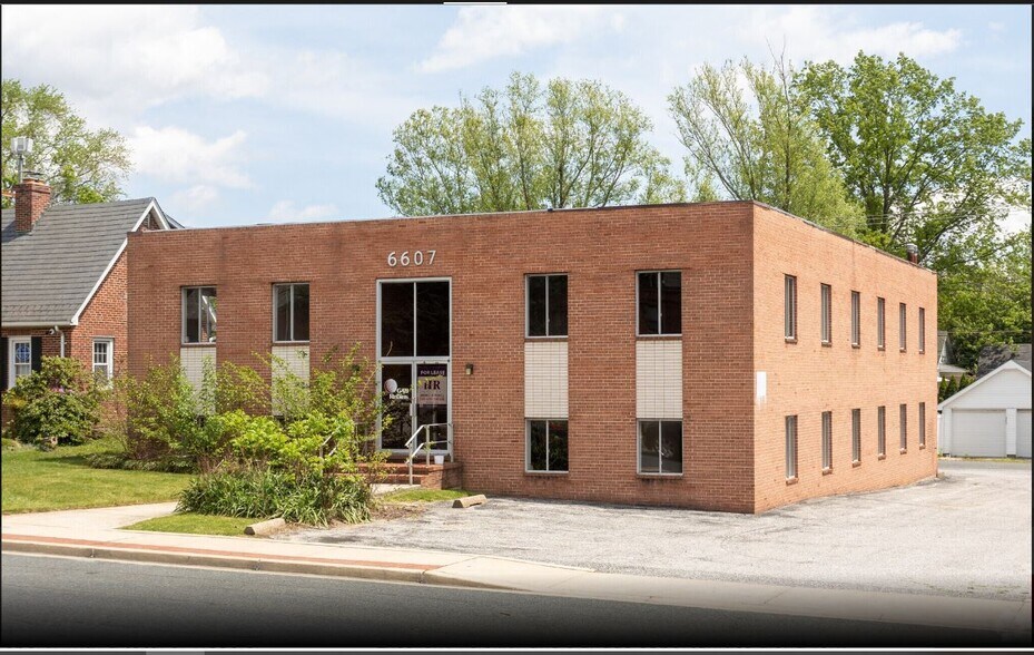 More Photos Of 6607 York Rd, Baltimore Office For Sale