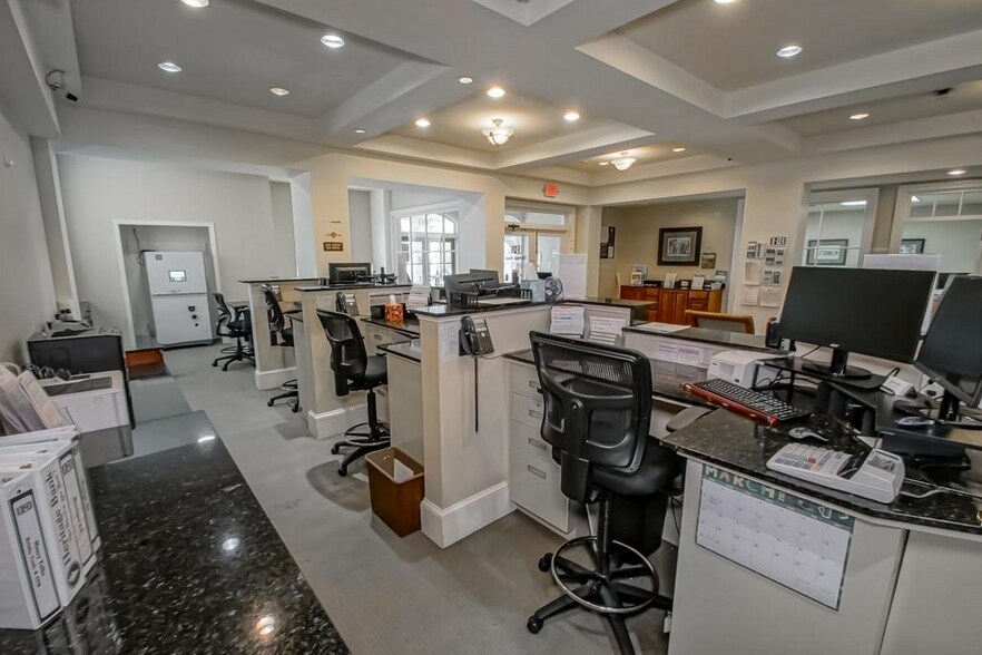 More Photos Of 200 Gause Blvd, Slidell Office For Sale