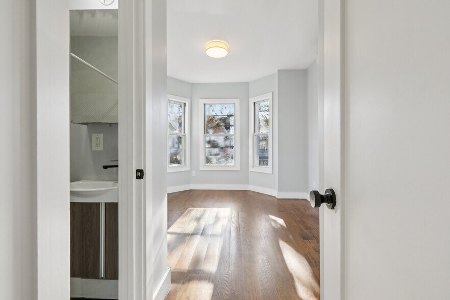 More Photos Of 112 Duncan Ave, Jersey City Apartments For Sale