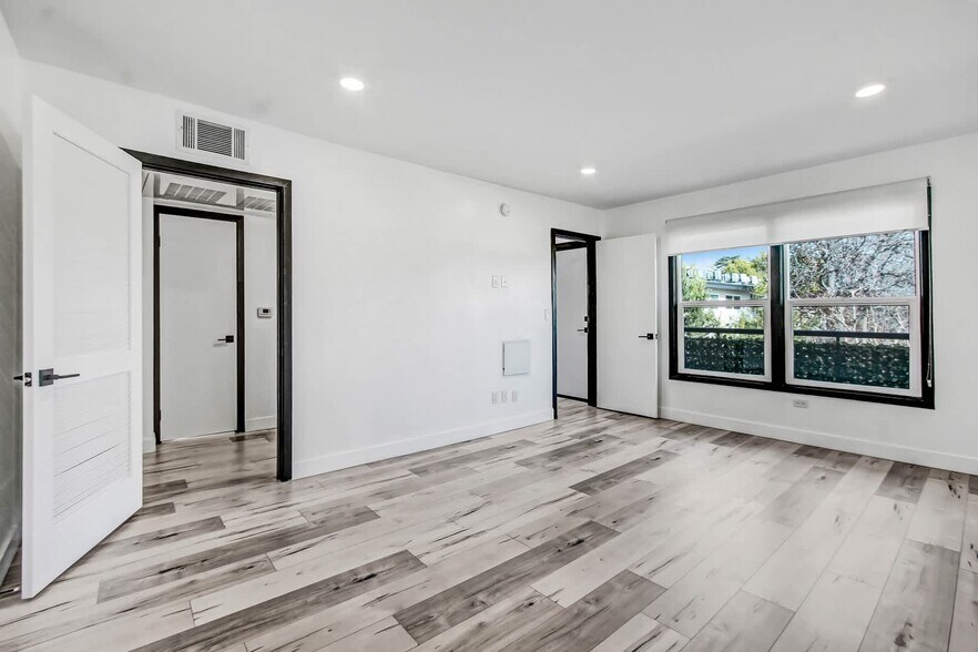 More Photos Of 262 N Los Robles Ave, Pasadena Apartments For Sale