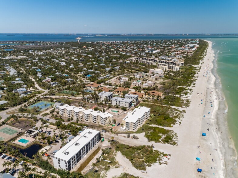 More Photos Of 610 Donax St, Sanibel Apartments For Sale