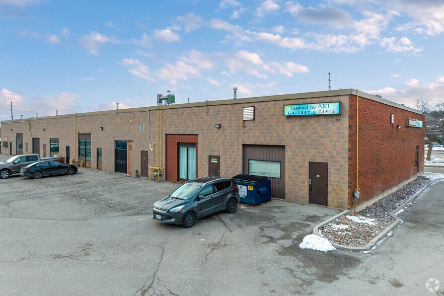 More Photos Of 29-35 Cedar Pointe Dr, Barrie Unknown For Lease