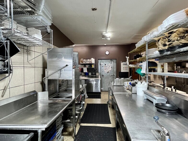 More Photos Of 180 1st St N, Wisconsin Rapids Storefront Retail Residential For Sale