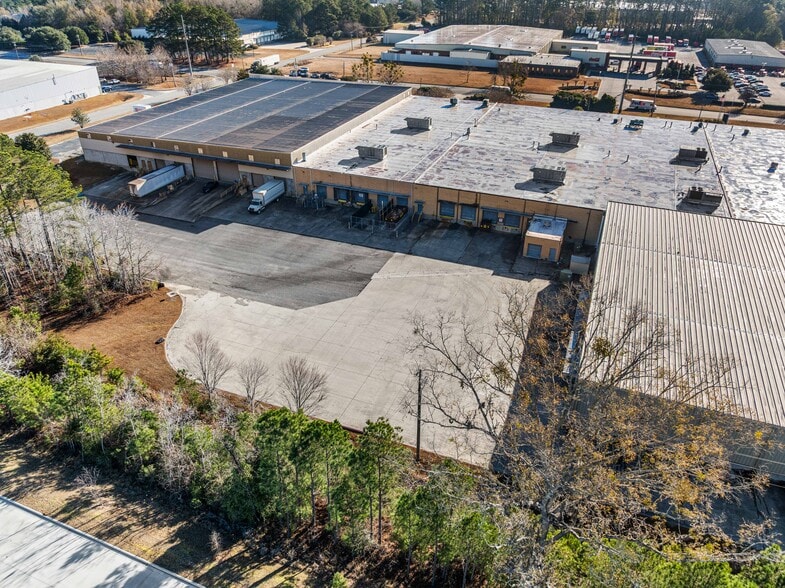 More Photos Of 101 Coleman Blvd, Savannah Distribution For Lease