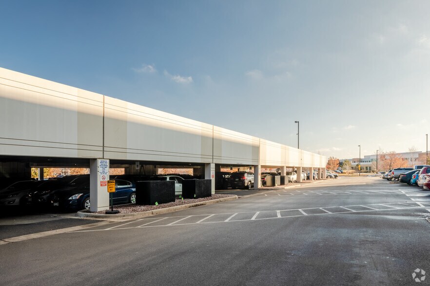 More Photos Of 7901 E Lowry Blvd, Denver Office For Sale