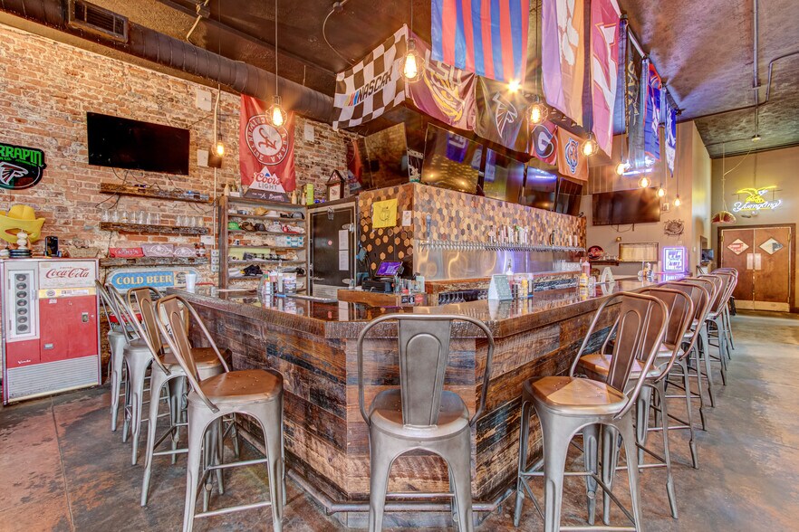 More Photos Of 215 10th St, Augusta Storefront Retail Residential For Sale