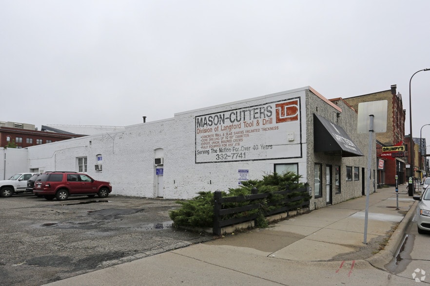 More Photos Of 1113-1125 S Washington Ave, Minneapolis Storefront For Sale