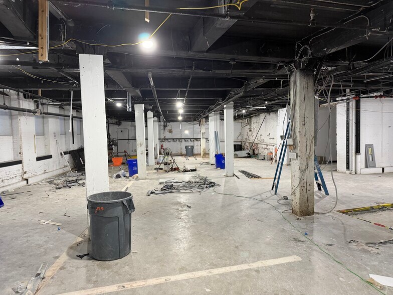 More Photos Of 70 Flushing Ave, Brooklyn Warehouse For Lease
