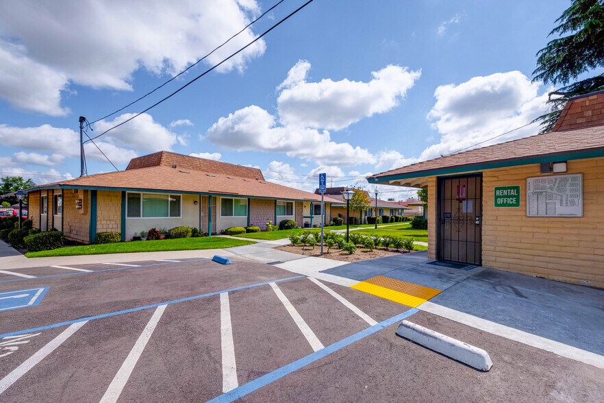 More Photos Of 1501 W Shields Ave, Fresno Apartments For Sale