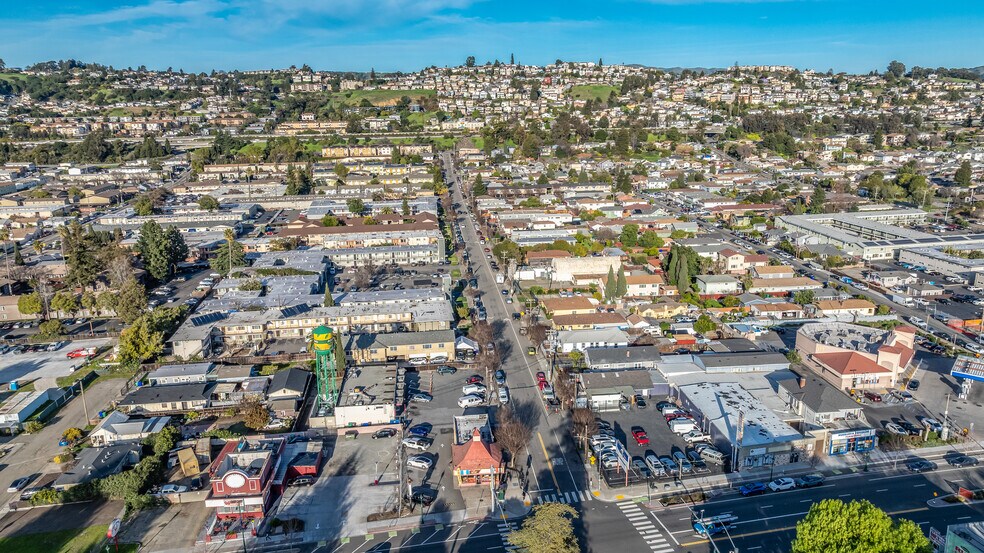 More Photos Of 1411-1413 165th Ave, San Leandro Convenience Store For Sale