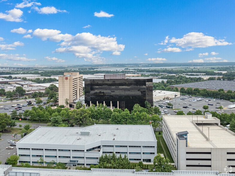 More Photos Of 110 Fieldcrest Ave, Edison Office For Lease