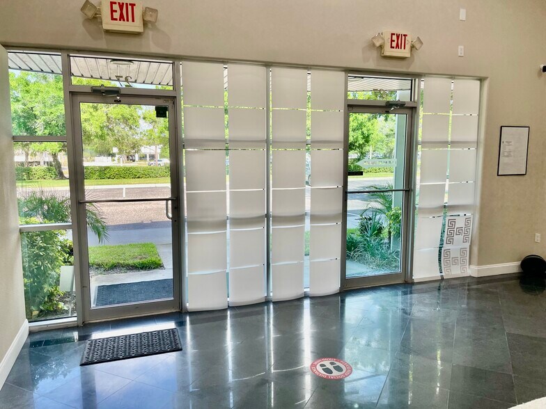 More Photos Of 8810 Commodity Cir, Orlando Showroom For Sale