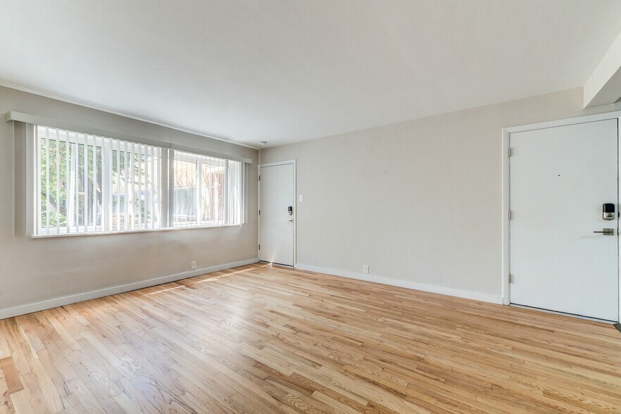 More Photos Of 7361 Dale Ave, Saint Louis Apartments For Sale