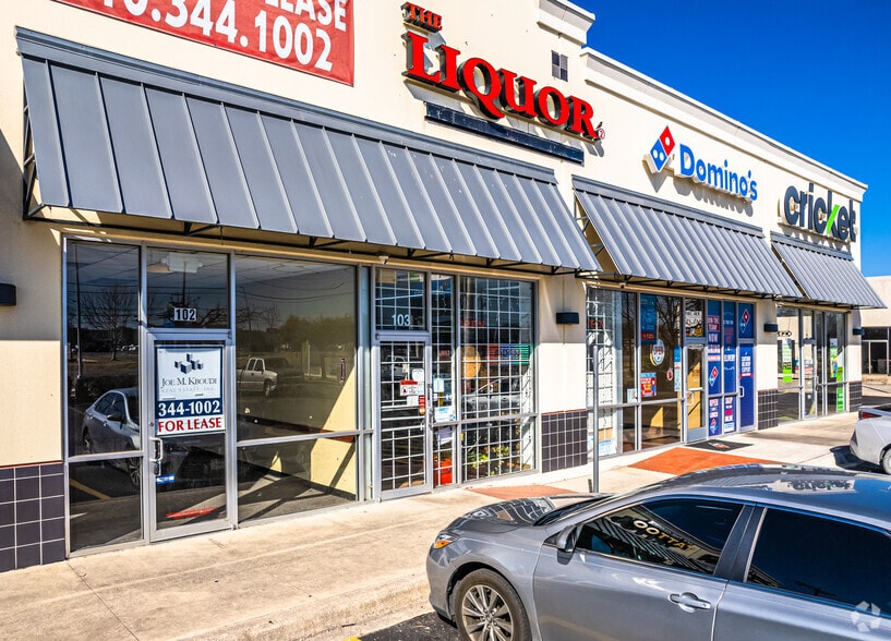 More Photos Of 8103 Bandera Rd, San Antonio Unknown For Lease