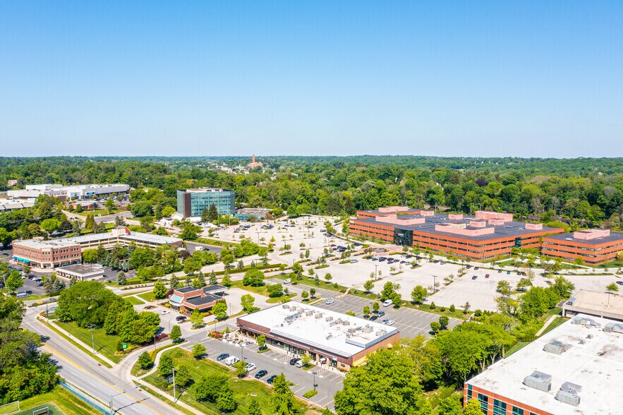 More Photos Of 210-236 N Radnor Chester Rd, Radnor Restaurant For Lease