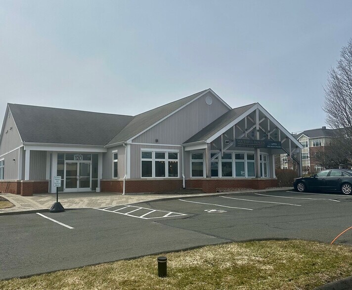 Primary Photo Of 120 Simsbury Rd, Avon Medical For Lease