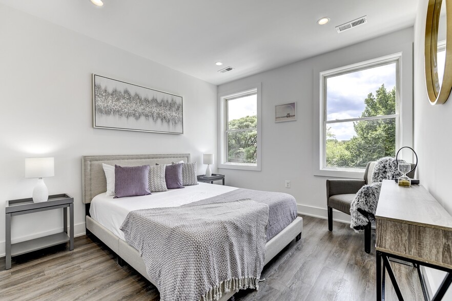 More Photos Of 1122 Bladensburg Rd NE, Washington Apartments For Sale