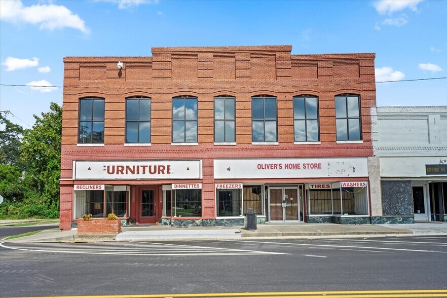 Primary Photo Of 163 W Main St, Timmonsville General Retail For Sale