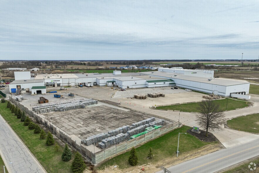More Photos Of 202 Watertower Dr, Clyde Warehouse For Sale