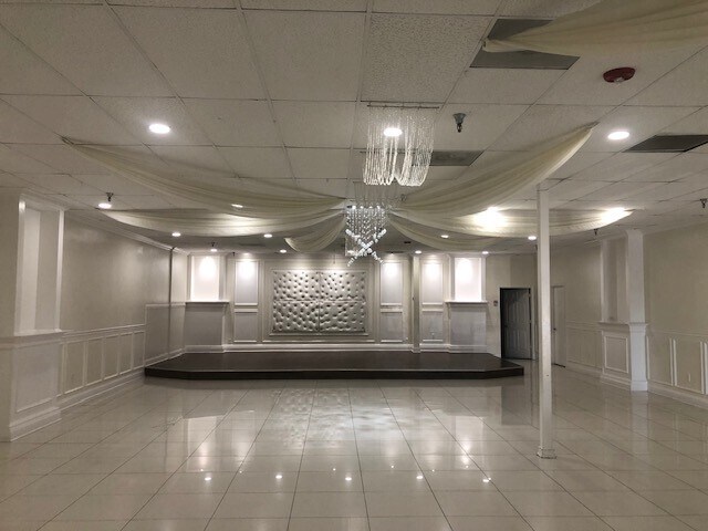 More Photos Of 6201-6217 E Hillsborough Ave, Tampa Unknown For Lease