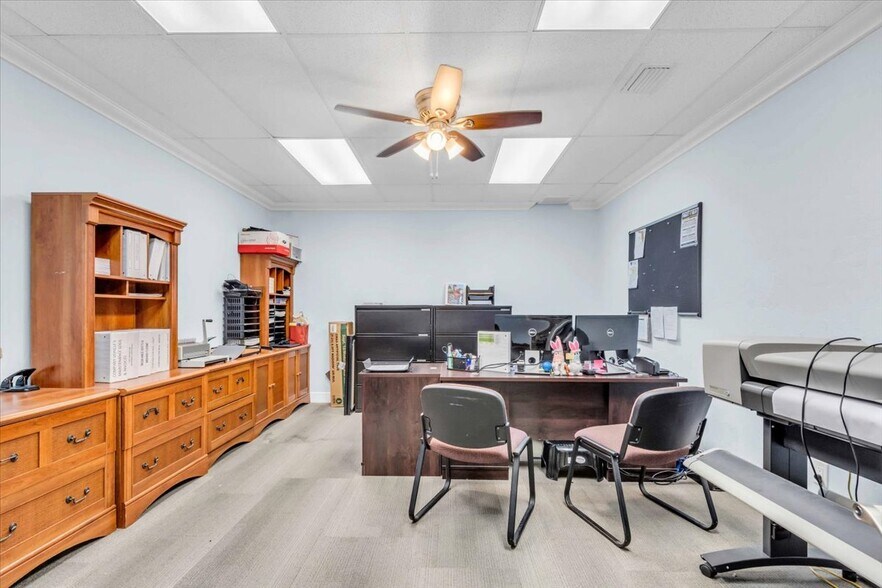 More Photos Of 3949 Evans Ave, Fort Myers Medical For Sale