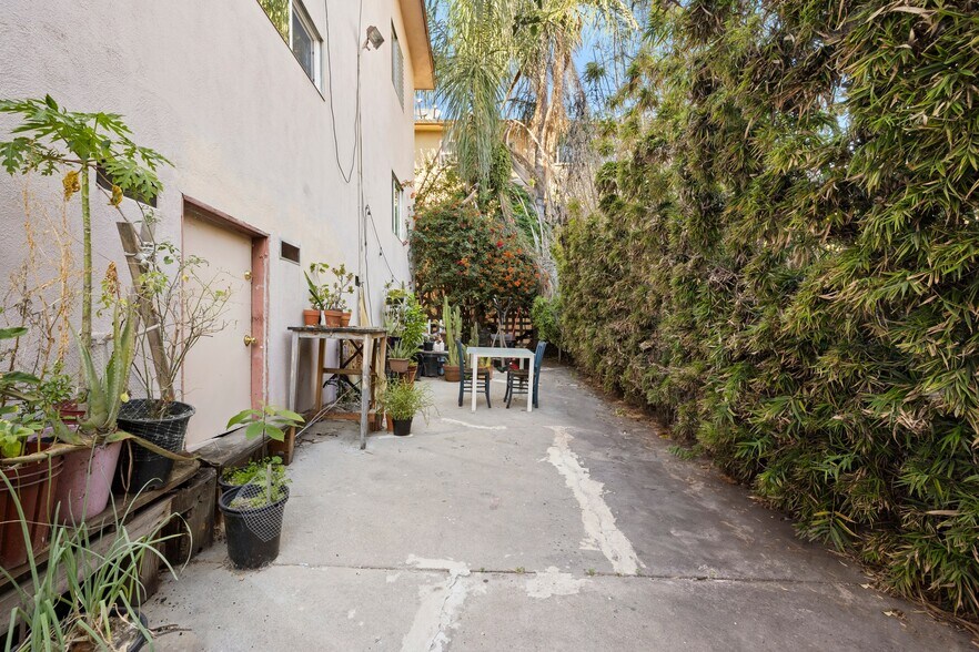More Photos Of 436 Normandie Pl, Los Angeles Apartments For Sale