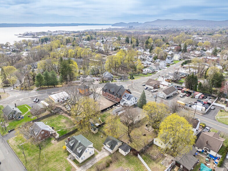 More Photos Of 1 Ten Eyck St, Stony Point General Retail For Sale