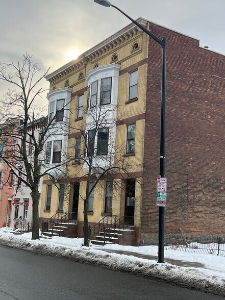 More Photos Of , Albany Unknown For Sale