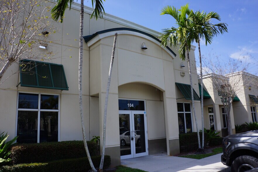 More Photos Of 5493 Wiles Rd, Coconut Creek Office For Lease