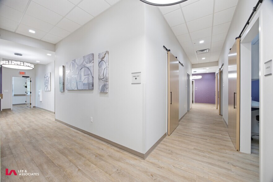 More Photos Of 8458 Campbellton St, Douglasville Office For Lease