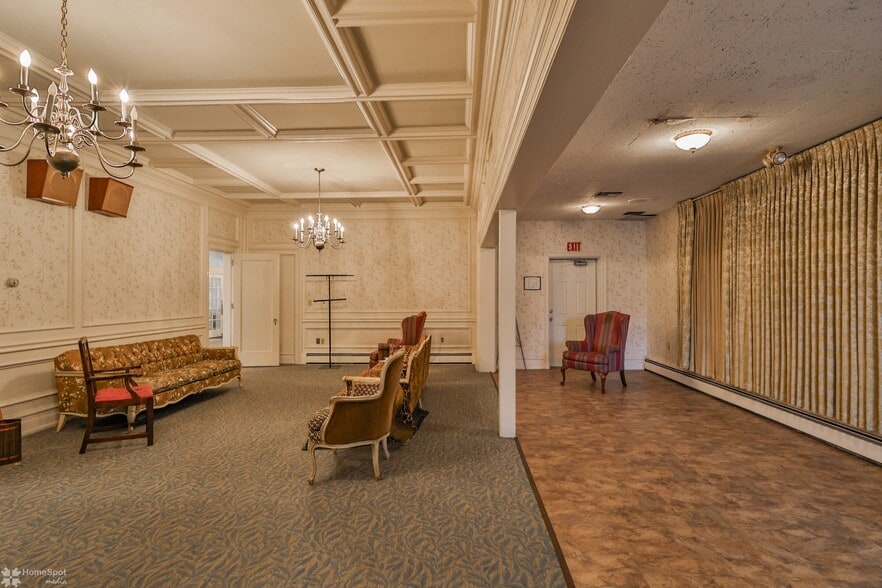 More Photos Of 1619 W Hamilton St, Allentown Funeral Home For Sale